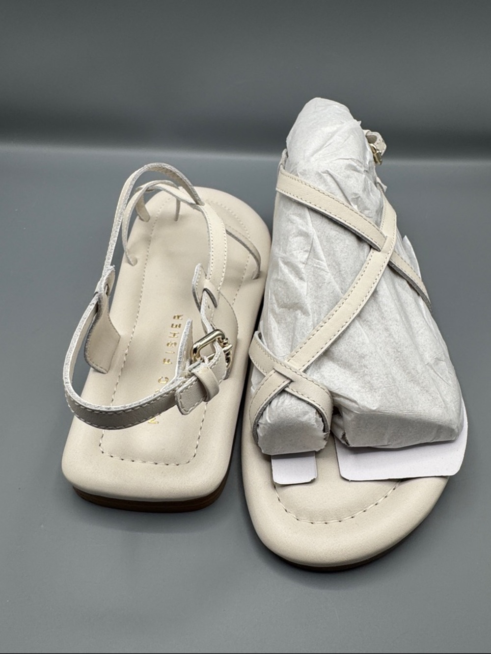 Marc Fisher Gerty Strappy Leather Flat Sandals - Picture 3 of 4